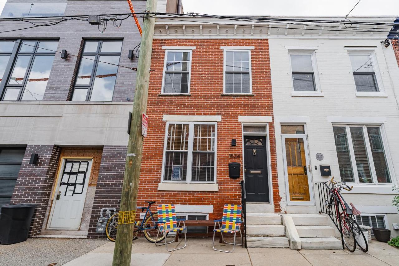 Bedroom In Thoughtfully Decorated East Passyunk Home Philadelphia Exterior foto