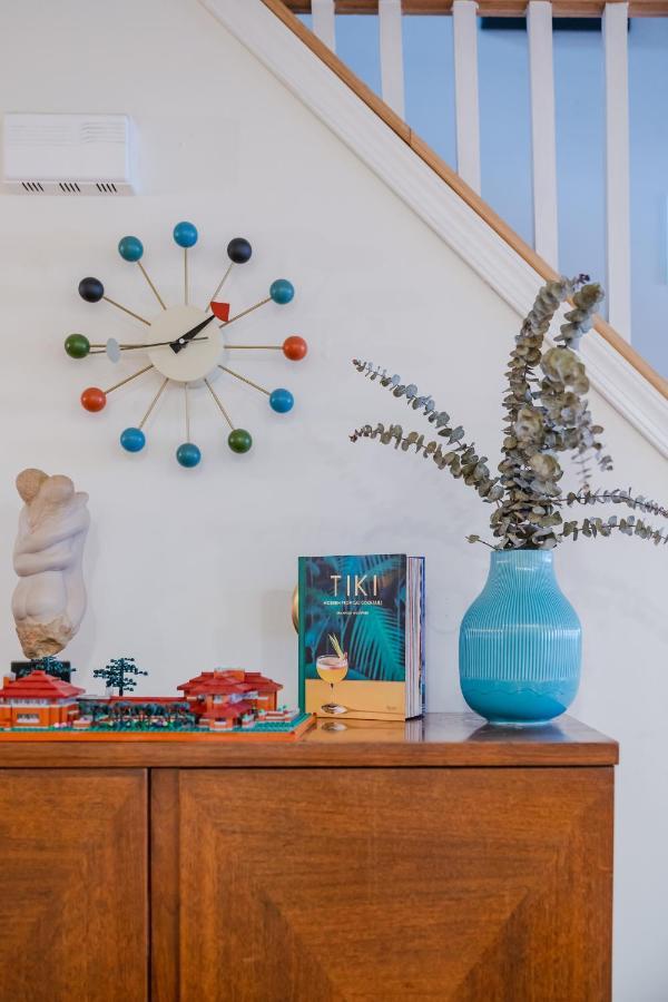 Bedroom In Thoughtfully Decorated East Passyunk Home Philadelphia Exterior foto